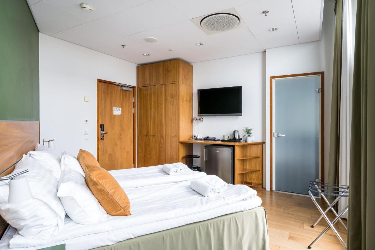 Hiisi Hotel Helsinki Jaetkaesaari Екстер'єр фото