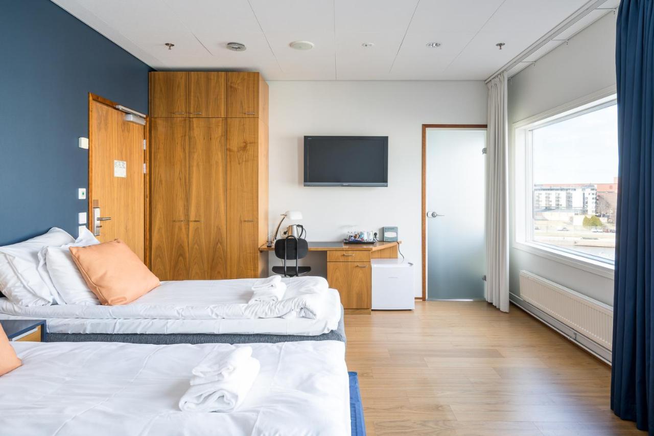 Hiisi Hotel Helsinki Jaetkaesaari Екстер'єр фото