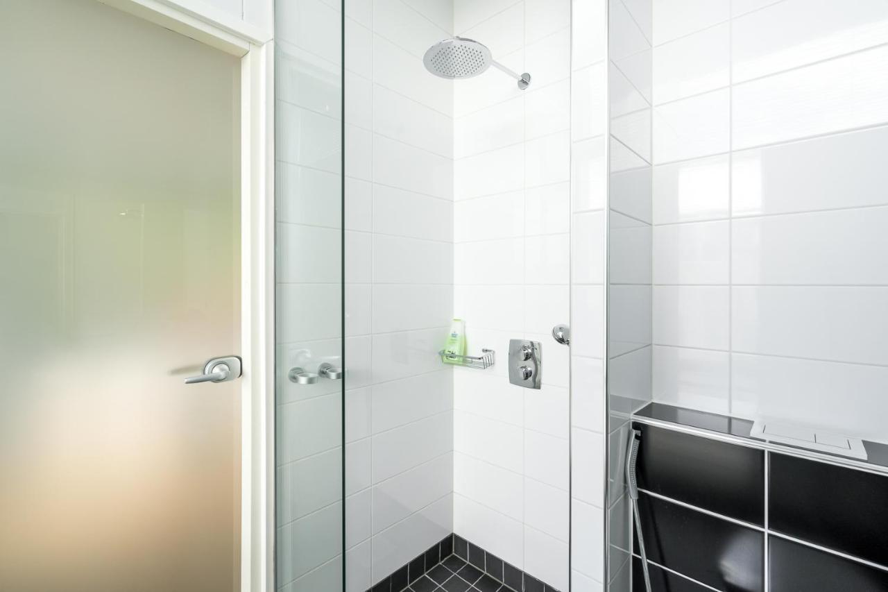 Hiisi Hotel Helsinki Jaetkaesaari Екстер'єр фото