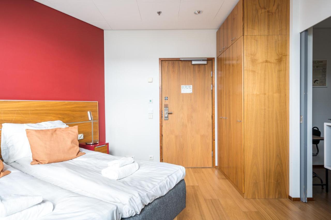 Hiisi Hotel Helsinki Jaetkaesaari Екстер'єр фото