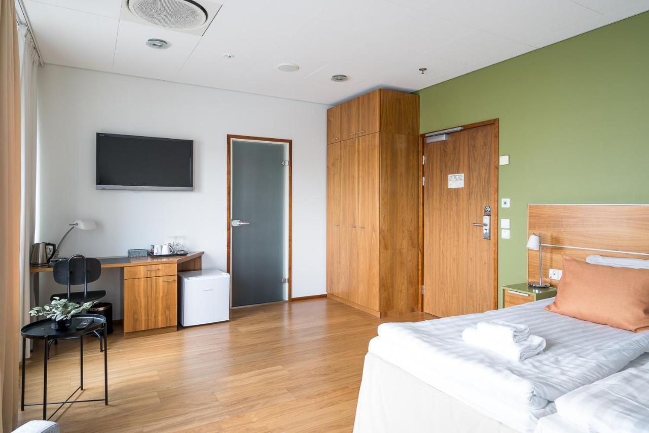 Hiisi Hotel Helsinki Jaetkaesaari Екстер'єр фото