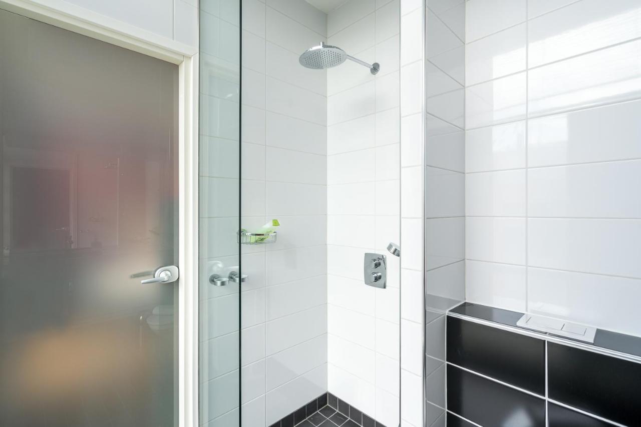 Hiisi Hotel Helsinki Jaetkaesaari Екстер'єр фото