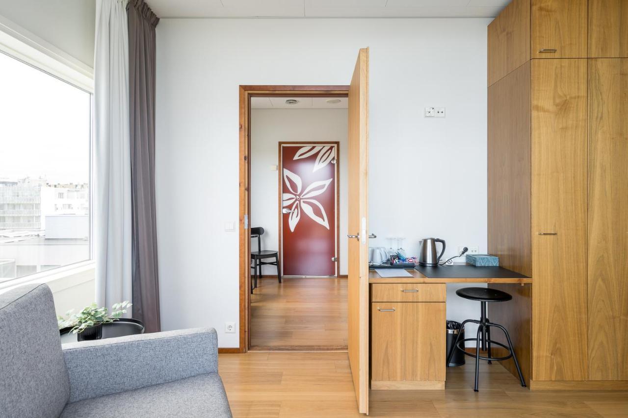 Hiisi Hotel Helsinki Jaetkaesaari Екстер'єр фото