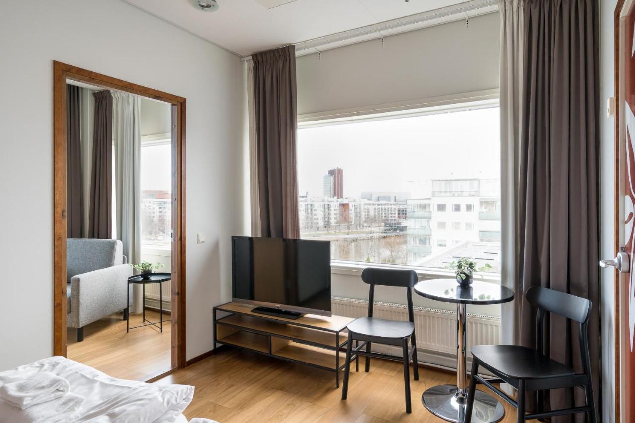 Hiisi Hotel Helsinki Jaetkaesaari Екстер'єр фото