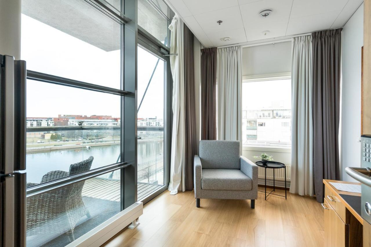 Hiisi Hotel Helsinki Jaetkaesaari Екстер'єр фото